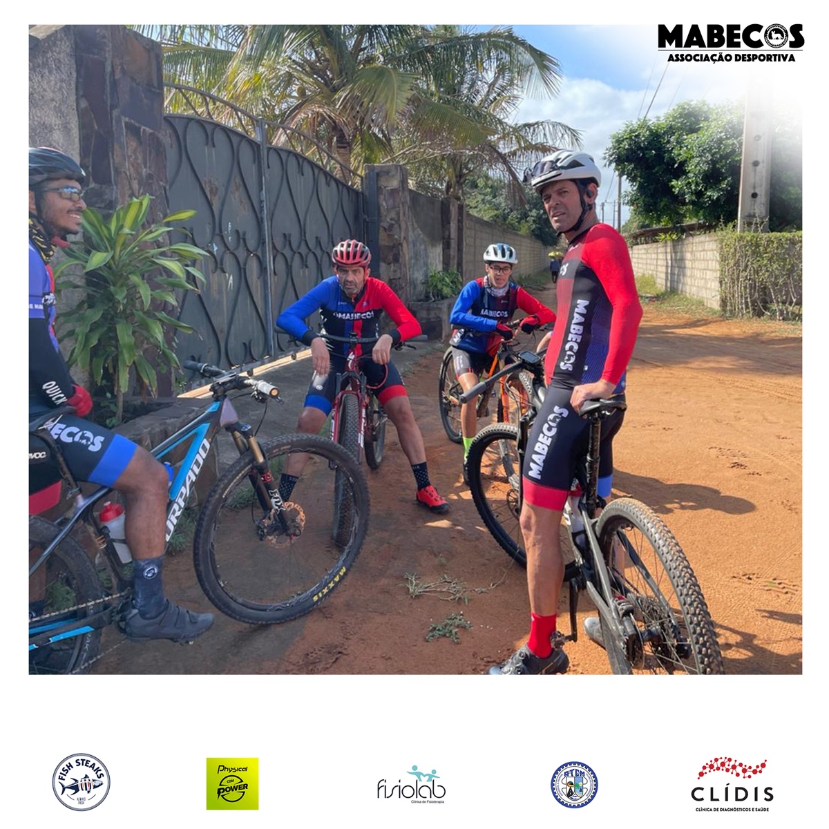 Grupo de MTB em caminho de terra